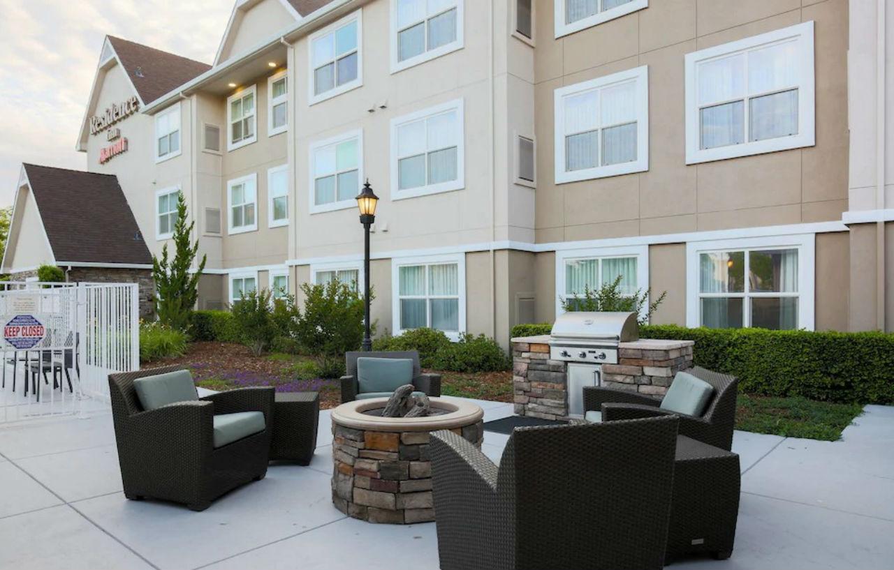 Residence Inn Chico Exterior photo